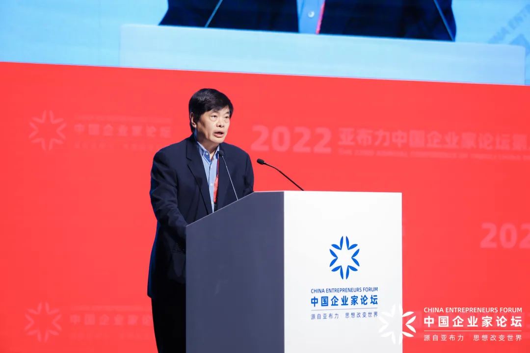  亚布力年会启幕龙江；企业家共谋高质量；发展路径清晰可见。 企业服务