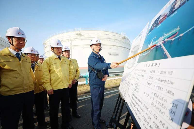  能源焦虑下的群体博弈：从储备危机到全民节流的深度反思 新闻 能源焦虑下的群体博弈：从储备危机到全民节流的深度反思 新闻