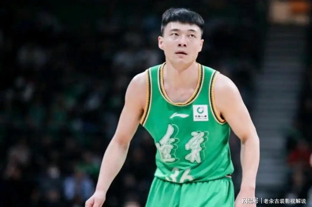  【CBA战术复盘】辽宁卫冕困局：技术缺陷、轮转失序与体系崩塌的深度解析 体育新闻