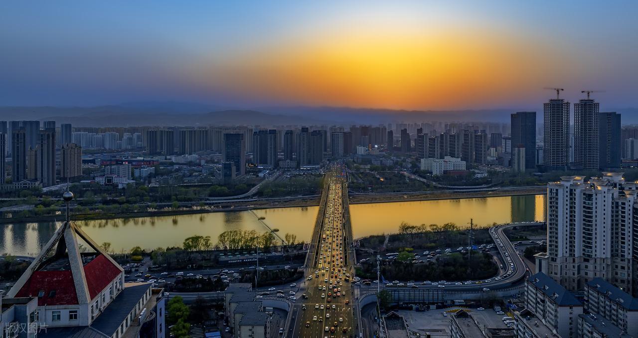  《冲突场景构建：一场精心设计的心理博弈全记录》 影视小说